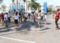 Niños, niñas y adolescentes de dos sectores de Los Alcarrizos disfrutan del domingo deportivo en la sede P.N