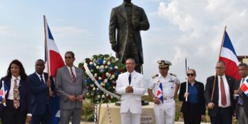 Duartianos conmemoran 179 aniversario del regreso del patricio tras la Independencia Nacional
