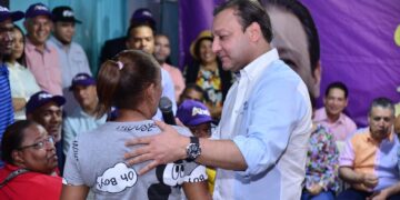 Abel dinamiza militancia PLD y escucha sectores de la circunscripción 2 DN