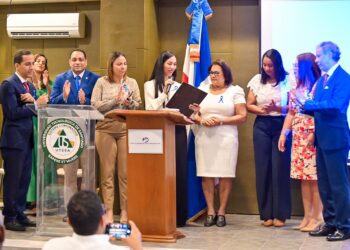 INDDEG conmemora XI aniversario con seminario sobre prevención de cáncer de colon