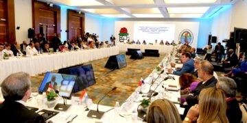 Miguel Vargas ante delegados IS: “Modelo de desarrollo de nuestra región está agotado”