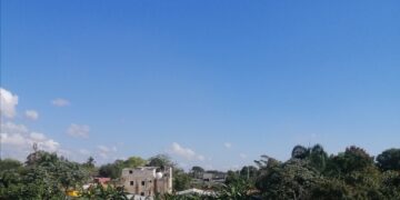 Meteorología:Lluvias débiles para este sábado; temperaturas calurosas