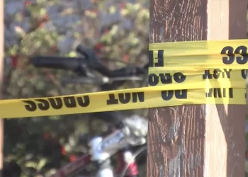 Colapsa techo de edificio cerca a Universidad en Pensilvania: Hay 12 heridos