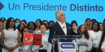 MVM formaliza aspiración presidencial “para hacer volver la esperanza de la gente”