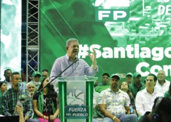 Leonel Fernández estará viernes y sábado en Santiago