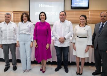 Primera dama entrega al SNS ocho salas para la Detección Temprana del Déficit Auditivo