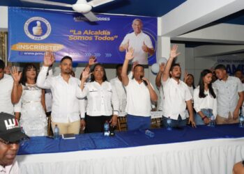 Mérido Torres juramenta maquinaria electoral del PRM en SDE