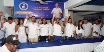 Mérido Torres juramenta maquinaria electoral del PRM en SDE