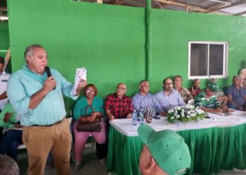 FP realiza en Azua Asamblea sobre meta de inscripción