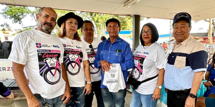 Realizan “Bicicletada” en Puerto Rico pro fondo pacientes dominicanos con cáncer