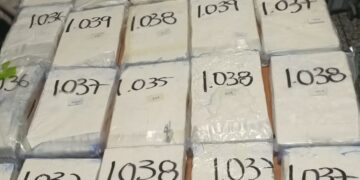 Ocupan en el AILA 41 paquetes presumiblemente cocaína