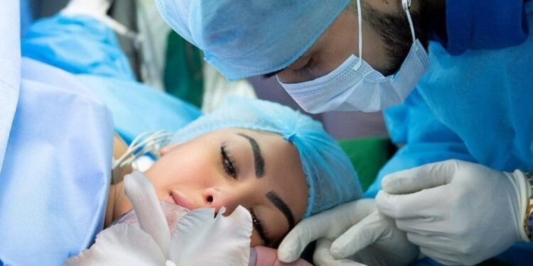 Nace "Cattleya" Yailin La Más Viral y Anuel AA se convierten en padres