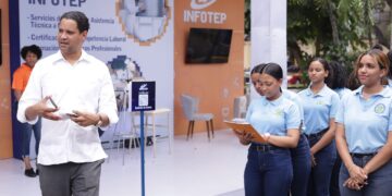 Regional 15 participa en inauguración Feria INNOVATEC