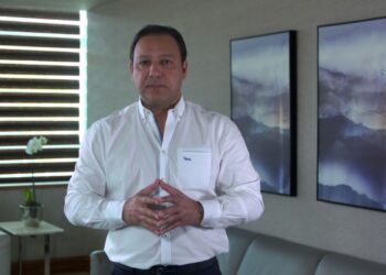 Abel Martínez asegura crisis en Pasaportes es una muestra más de incapacidad y lanza propuestas al gobierno para solucionarla