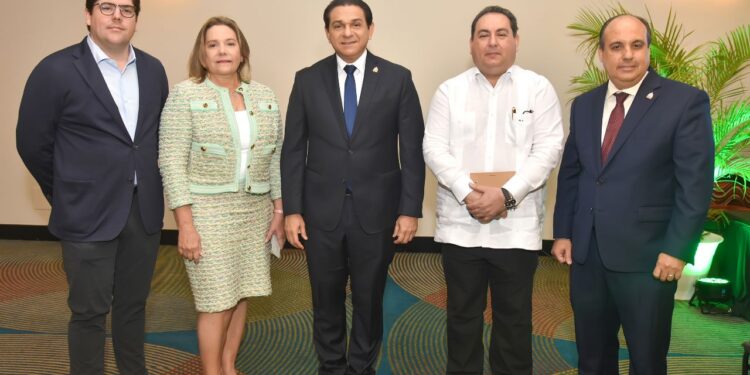 Presidenta de ANDELAP: Sinergia sectores público y privado permitió superar crisis del Covid-19