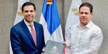 Propeep y Ministerio de la Vivienda firman convenio para mejorar viviendas en condiciones vulnerables