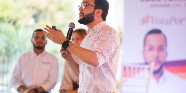 José Torres: "Santiago merece una representación de calidad"