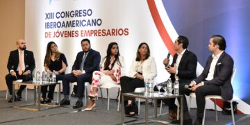 RD acoge a Jóvenes Empresarios de Iberoamérica en congreso CIJE 2023