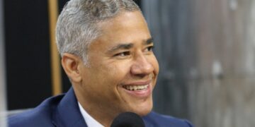 Andrés Cueto: “Haremos de Santiago una ciudad modelo y turística”