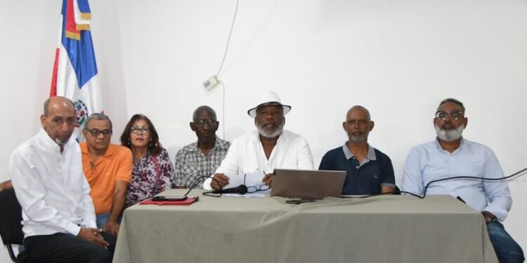 Organizaciones latinoamericanas y caribeñas arremeten contra la Cumbre de Jefas y Jefes de Estado