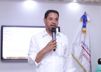 Regional 15 Socializa Indicadores Pedagógicos de Eficiencia Interna con los Técnicos del Nivel Primario de los 6 Distritos Educativos