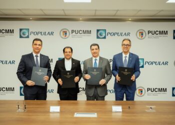 Popular y PUCMM colaborarán para promover el emprendimiento
