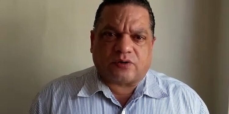 Transportistas reintroducen querella contra cuatro exfuncionarios del gobierno de Danilo Medina