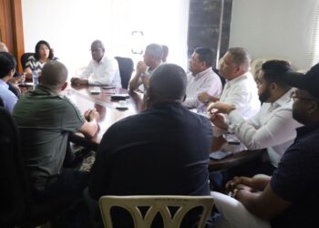 Ayuntamiento San Cristóbal anuncia operativo desmonte vallas ilegales