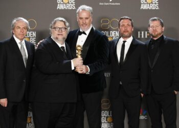 Guillermo Del Toro ganó el Oscar de Mejor película animada por “Pinocho”