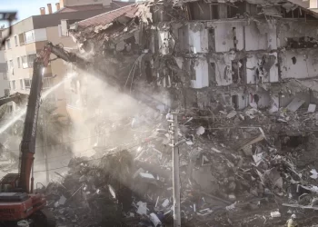 Turquía busca a dos centenares de desaparecidos durante los Turquía