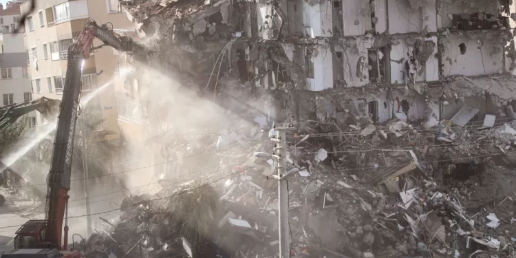 Turquía busca a dos centenares de desaparecidos durante los Turquía