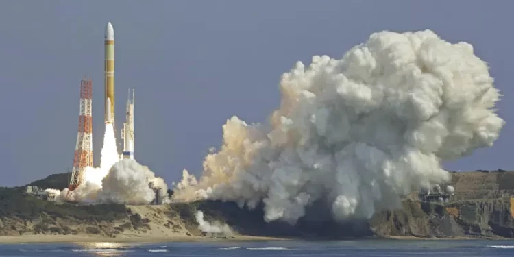 Japón destruye nuevo cohete en lanzamiento tras fallo de encendido
