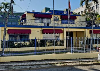 Empleados de Comunidad Segura denuncian fueron excluidos de nómina de la institución