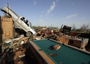 Tornados dejan 25 muertos en Mississippi y uno en Alabama