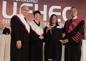UFHEC gradúa 334 profesionales en la región sur