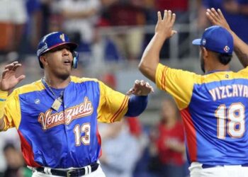 Venezuela derrota a República Dominicana por primera vez en la historia del Clásico Mundial 5-1