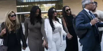 La familia de Kobe Bryant resuelve demanda por fotografía por $28.5 millones