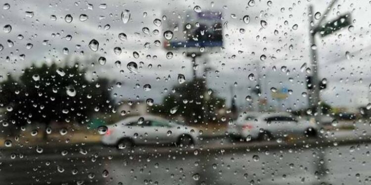 Lluvias débiles en puntos aislados y temperaturas ligeramente calurosas