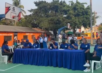 Movimientos Dominicanos Activos RD juramenta a cientos de simpatizantes en GSD