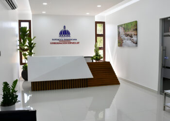 Interior y Policía entrega remozada la sede de Gobernación de Espaillat