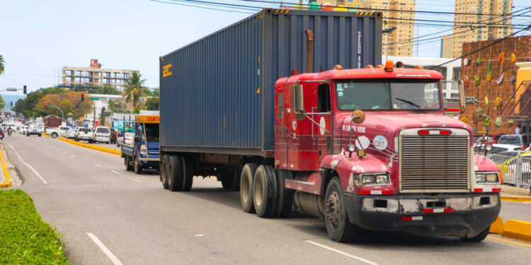 Intrant prohibirá circulación vehículos de carga durante Semana Santa