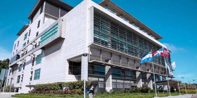 Arrestan a siete miembros de red dedicada al tráfico ilícito de migrantes