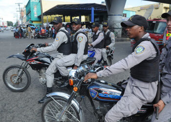 Agentes PN comenzarán a cobrar aumento del salario mínimo este mes