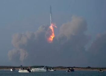 El cohete Starship explotó tras despegar en la primera prueba del proyecto más ambicioso de SpaceX