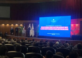 MICM e INABIE desarrollarán capacidades de más de 300 mipymes para seguir mejorando servicios a los estudiantes