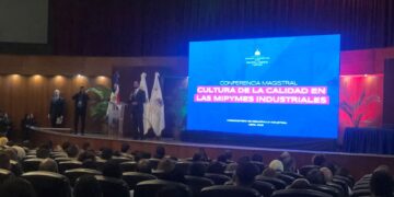 MICM e INABIE desarrollarán capacidades de más de 300 mipymes para seguir mejorando servicios a los estudiantes