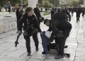 La violencia en el sitio sagrado de Jerusalén aumenta la tensión durante las vacaciones