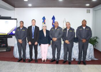 Gobiernos de EE. UU y R.D firman implementación de proyectos para capacitación de 3,000 nuevos policías