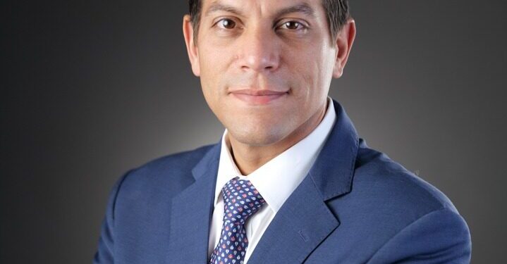 Designan a Franklin Glass nuevo presidente ejecutivo de Cadoar