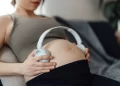 Escuchar música en gestación beneficia el lenguaje futuro del bebé